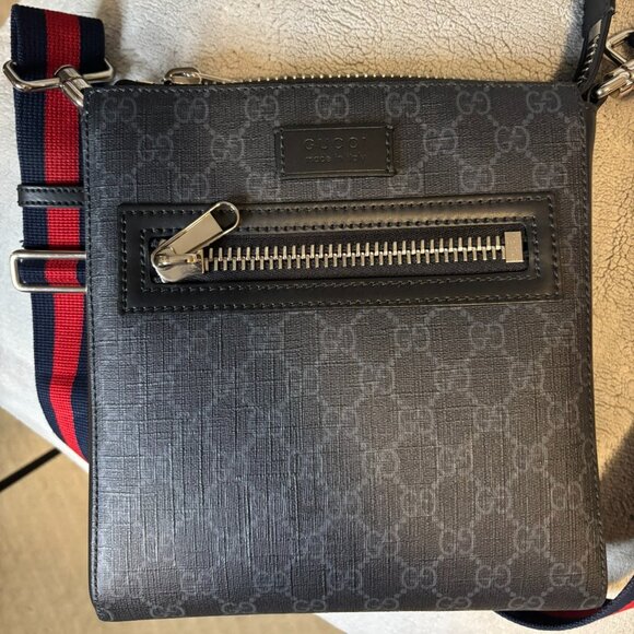 Gucci flat messenger bag or men's cross bag - Picture 1 of 13